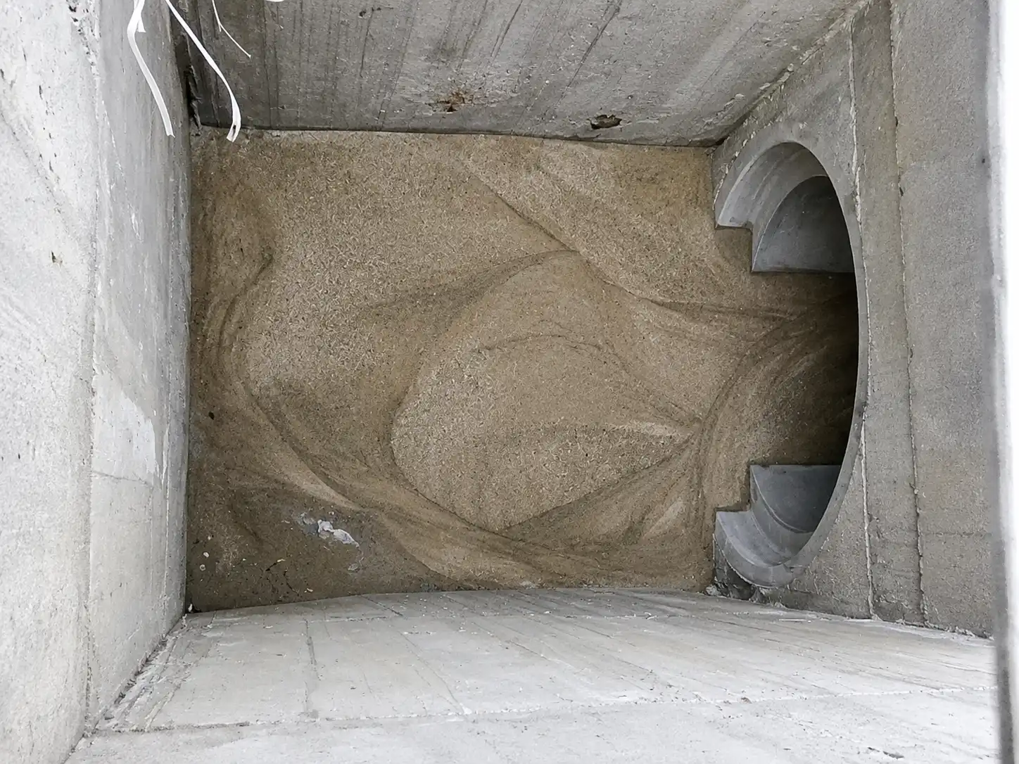 Pozo y arqueta de hormigón